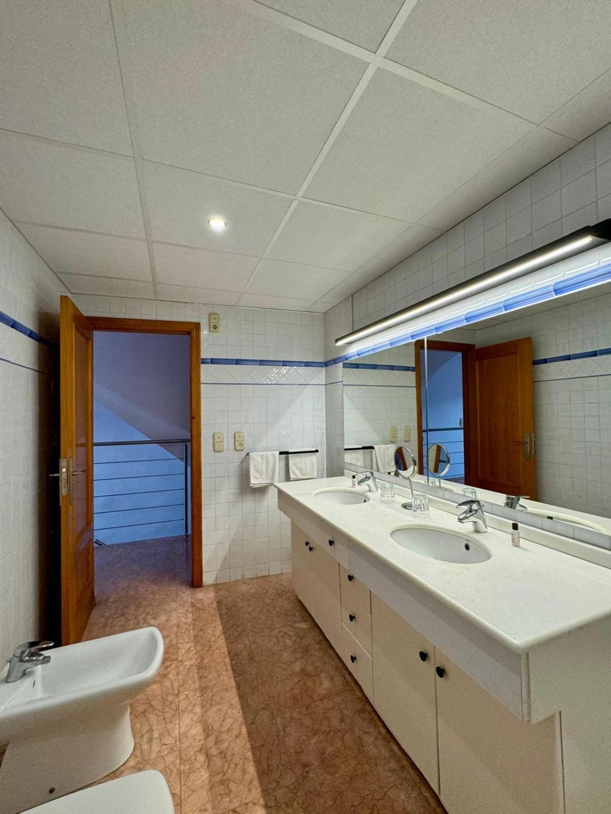 N28 Bed & Breakfast Xativa Bagian luar foto
